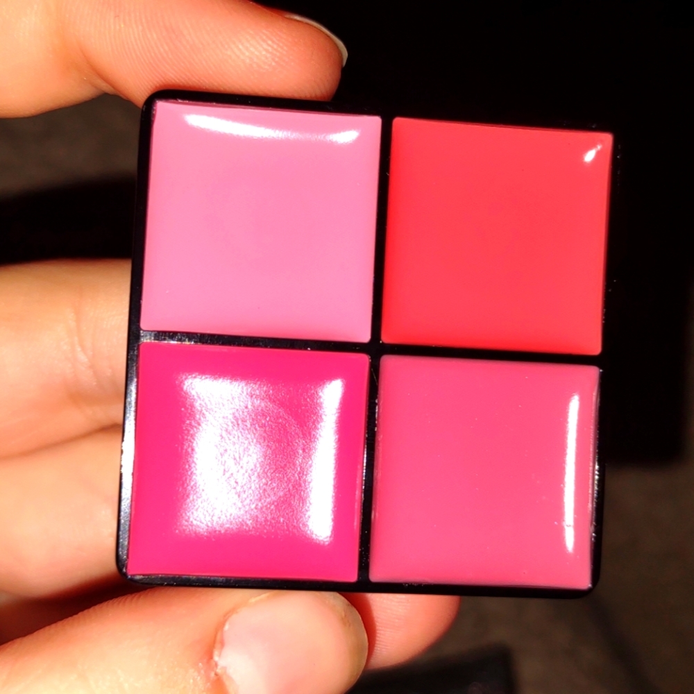 4 shades of pink lipgloss
